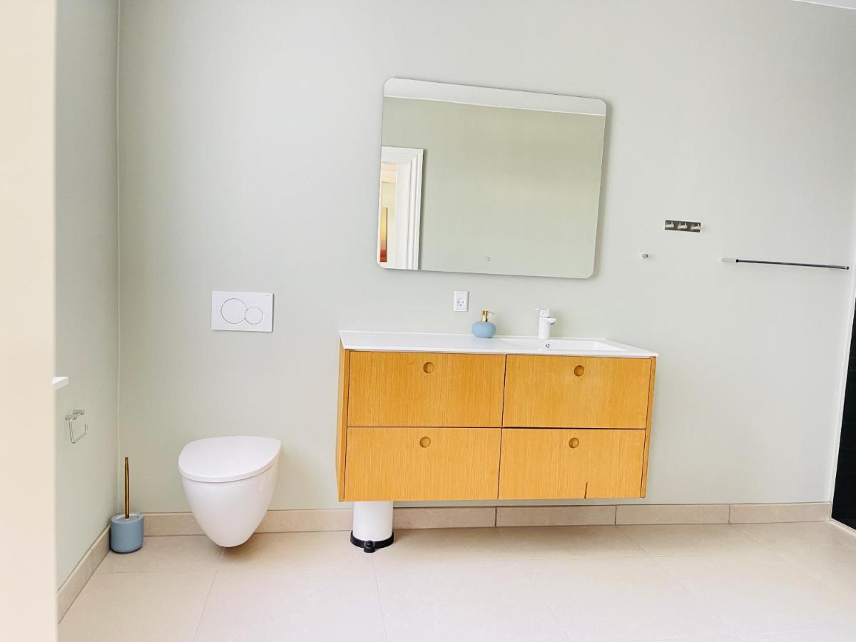 Aday - 2 Bedroom Apartment With Patio Aalborg Buitenkant foto