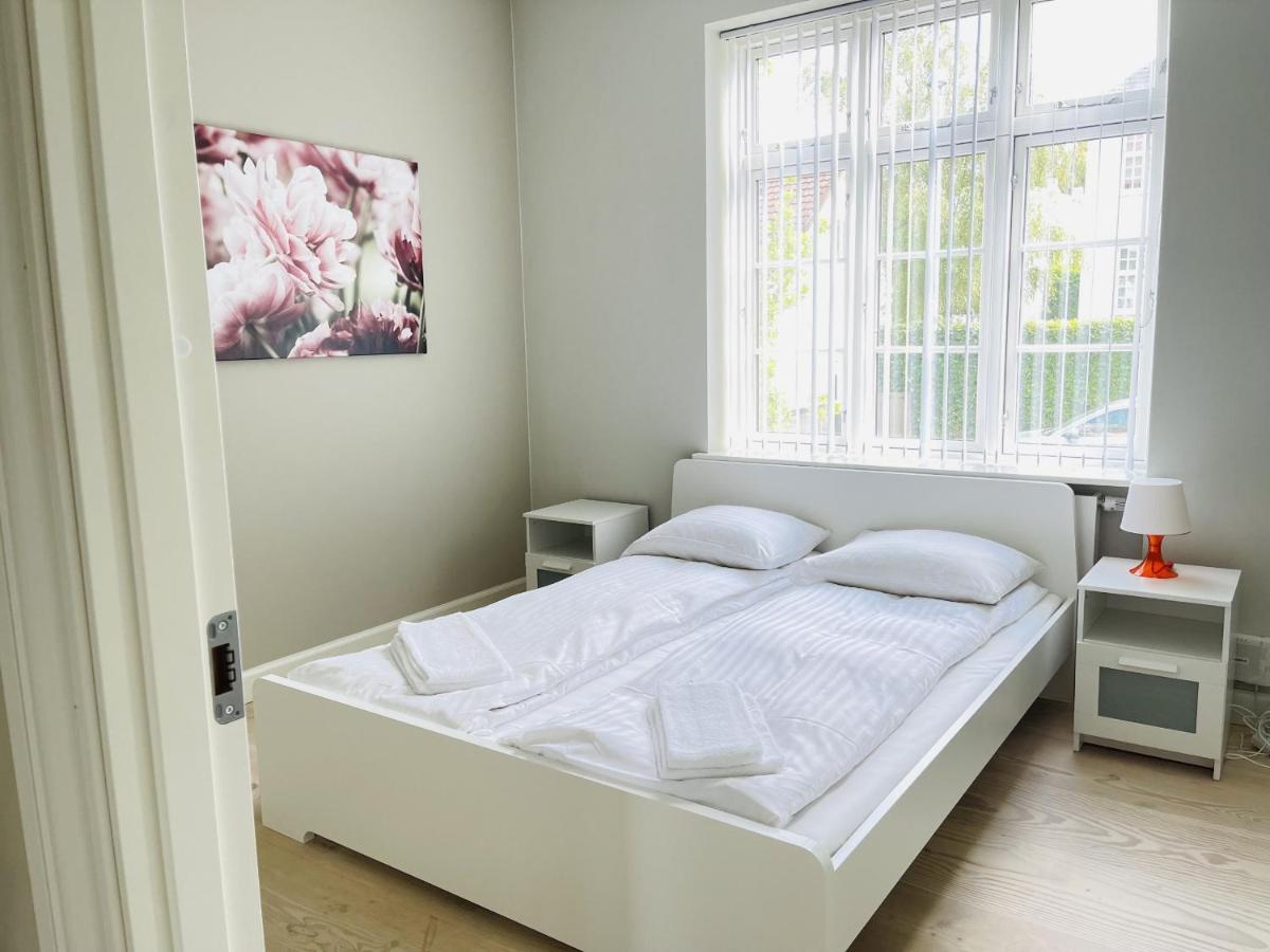 Aday - 2 Bedroom Apartment With Patio Aalborg Buitenkant foto